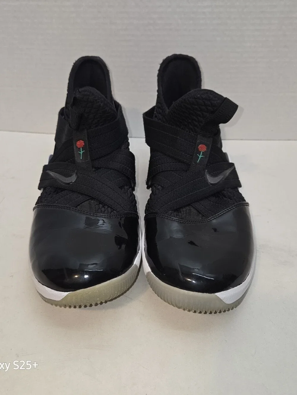 Nike Lebron Soldier XII SFG Black Patent leather A02910-005 Size 6.5Y